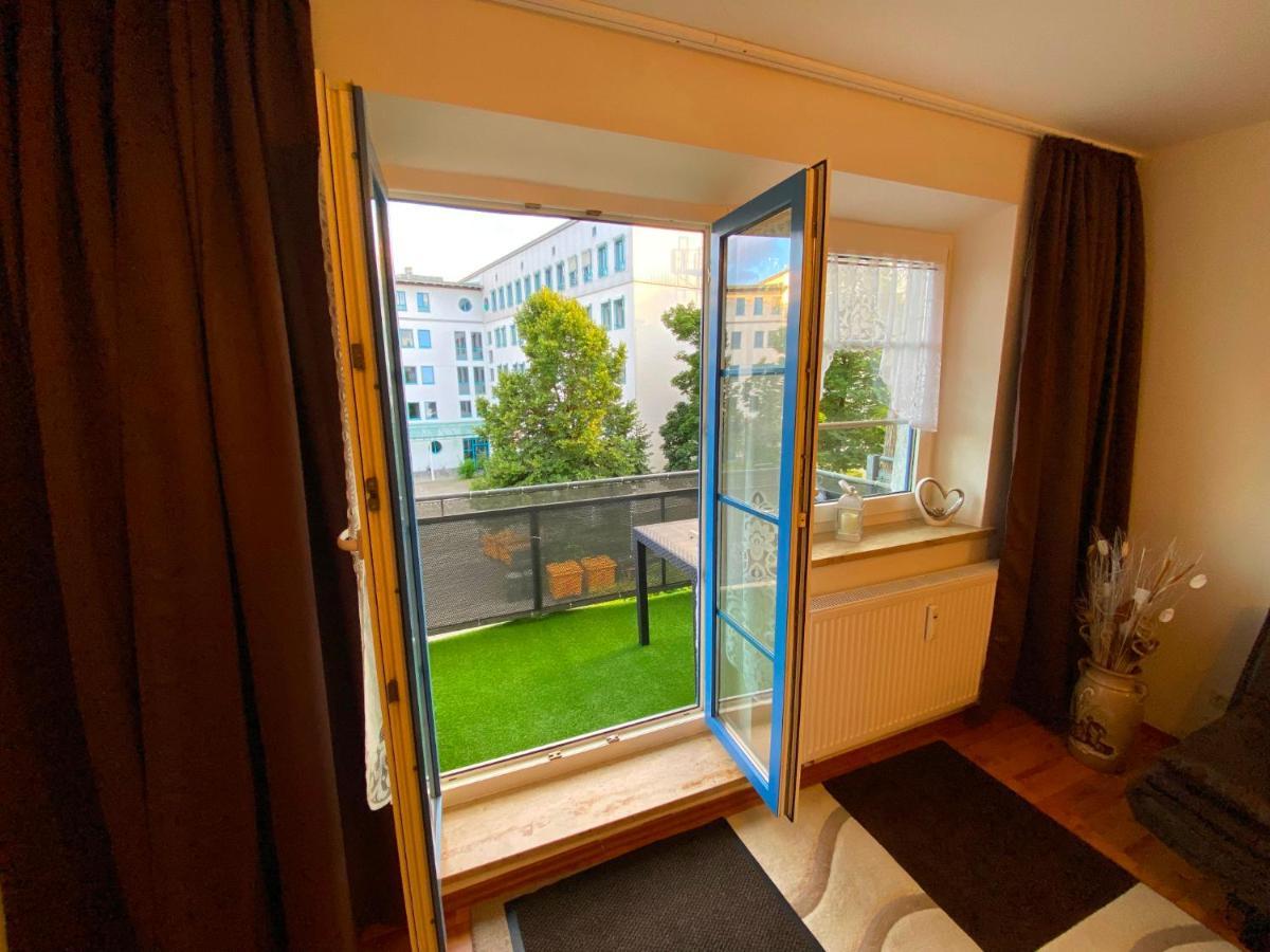 Apartment 1 *