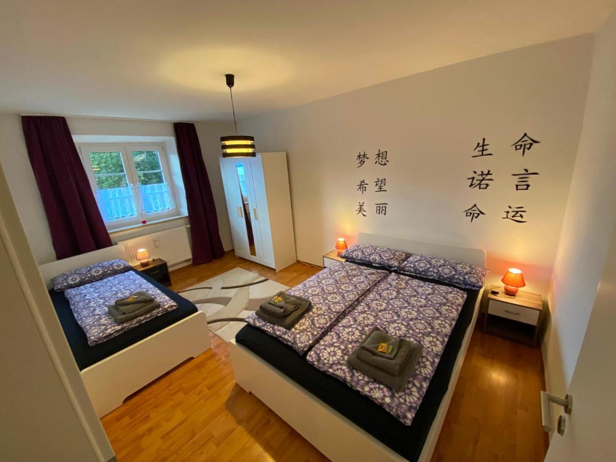 1 Apartment *